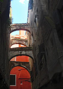 1w Venice arches copy